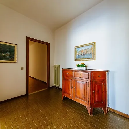 Abano Montegrotto Padova 公寓